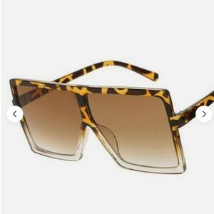 UV Tortoise Shell Square Sunglasses For Women (43)